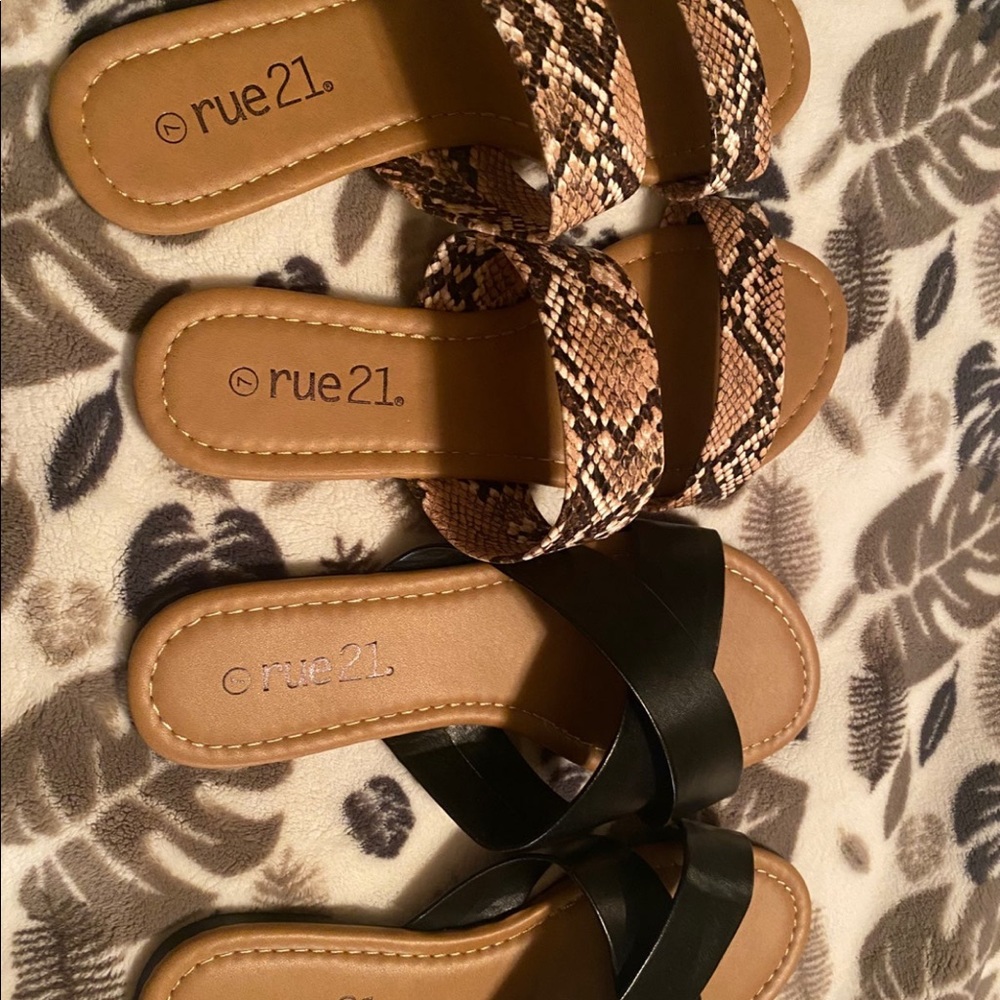 Sandals - Picture 2 of 3